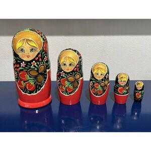 Russian Matryoshka Babushka Nesting Dolls Wood 5 Pcs Strawberry Floral Vintage